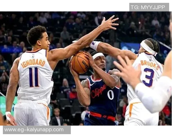 小卡状态回暖全场最高得分24分并贡献8篮板4助攻1抢断1盖帽