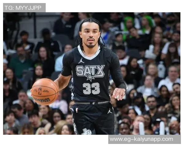 特雷琼斯全场无失误创队史新纪录助攻与得分双双突破20大关